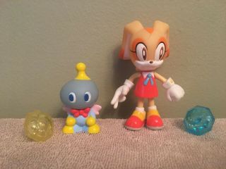Sonic X Cream The Rabbit & Cheese The Chao Toy Island Figure With Chaos Emeralds