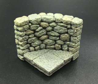 Dwarven Forge - Painted Resin - Wicked Addition - Curved Corner Room Piece