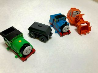 Thomas & Friends Big Loader Motorized Chassis and Covers Percy - Tomy 2