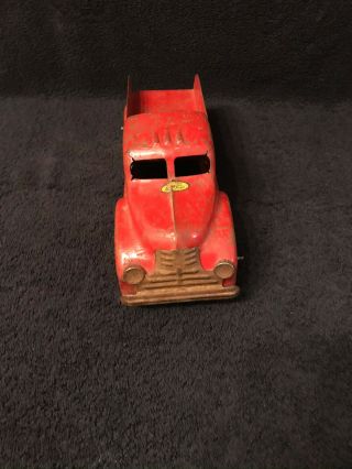 VINTAGE LINCOLN RED DUNLOP TOY TOW TRUCK.  40 ' S - 50 ' S 13 