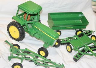 1970s Ertl John Deere 4430 Tractor With 3 Pc Cultivators & Wagon 1/16 Scale