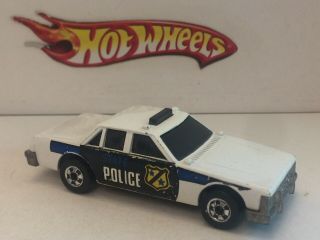 1984 Hot Wheels Crack Up’s State Police Crash Patrol Rotating Door