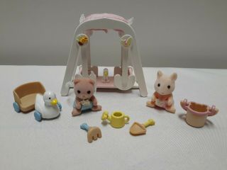 Calico Critters Sylvanian Families Peaches And Freddy 