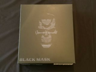 Mezco One:12 Black Mask Complete In Hand - No Batman,  Black Mask Only (nycc/mdx)