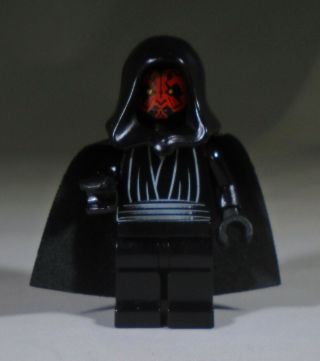 Lego Star Wars Episode 1 Minifig: Sith Darth Maul With Hood & Cape