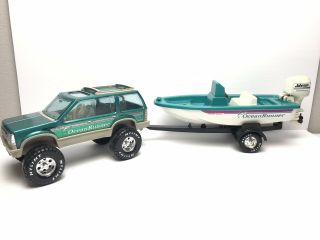 Vintage Nylint Ocean Runner Toy Boat & Ford Explorer And Trailer 3