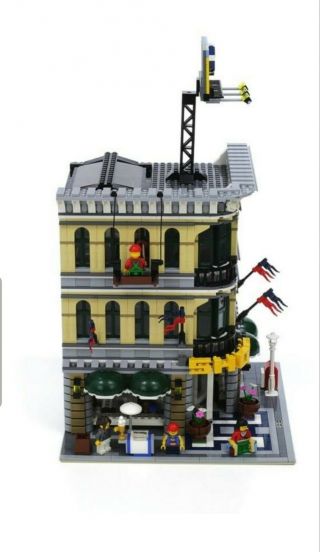 Lego Creator Grand Emporium (10211) Building Only