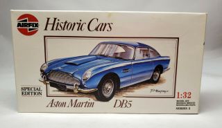 Airfix Historic Cars Aston Martin Db5 1:32 Scale Plastic Model 02406 -
