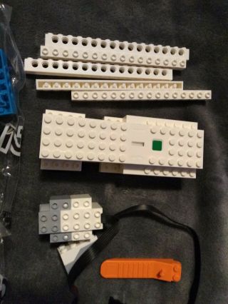 LEGO Boost Creative Toolbox 17101 Fun Robot Building Set Educational Coding Kit 2