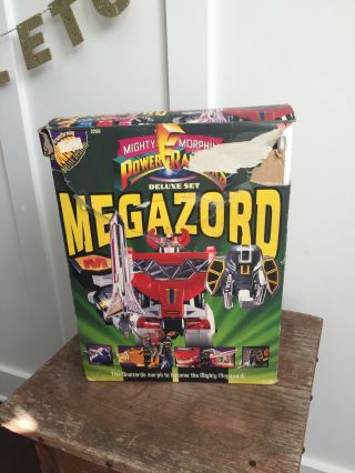 Mighty Morphin Power Rangers Deluxe Set Megazord 2260 Bandai W/ Box