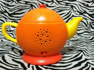 THE BACKYARDIGANS Tasha ' s Tea Party Talking Musical Teapot Toy 2006 by Mattel 3