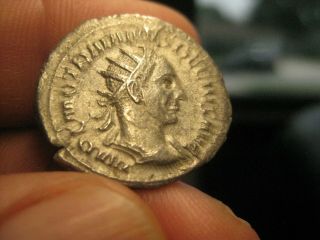 authentic Roman silver coin Trajan Decius,  249 - 251 AD antoninianus - 2.  84g 2