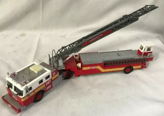 Code 3 - Fdny Seagrave Tractor Drawn Aerial Ladder 147 - 1:64
