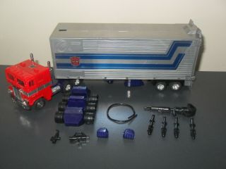 Transformers G1 Vintage Optimus Prime 100 Complete