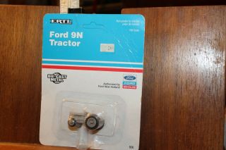 Vintage Ertl 1994 Ford 9n Tractor 1/64 Scale On Card