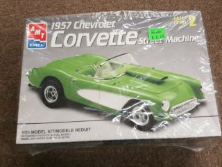 Amt 1957 Chevrolet Corvette Street Machine Model Kit