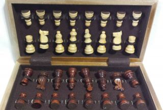 Vintage Wooden Fold Up Fold Out Chess Game with Wood Pawns Complete Set 3