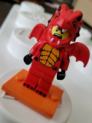 Lego Minifigure 71021 Series 18 - Red Dragon Suit Guy - Authentic Minifigs