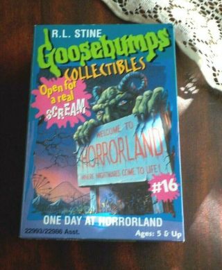 Rl Stine Goosebumps Collectibles Figure One Day At Horrorland 16 Boxed