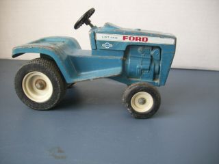 Ford Lawn Tractor.  Lgt145.  1/12 Scale Toy By Ertl.  Missing Seat.