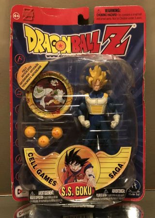 Ss Goku Dragonball Z Action Figure & Medallion Irwin Toy Dragon Ball Z 2001