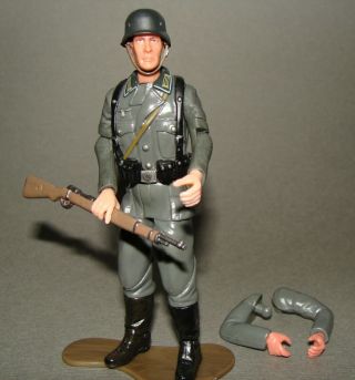 1:18 Ultimate Soldier Wwii Combat German Wehrmacht Army Infantryman Figure 4 "