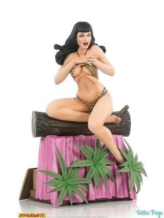 Dynamite Entertainment Bettie Page Queen Of The Pin Ups Statue By Terry Dodson