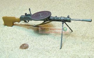 1:6 Scale Figure Dragon Ww2 Soviet Ukranian Lmg Light Machine Gun 70301 1 Dp28