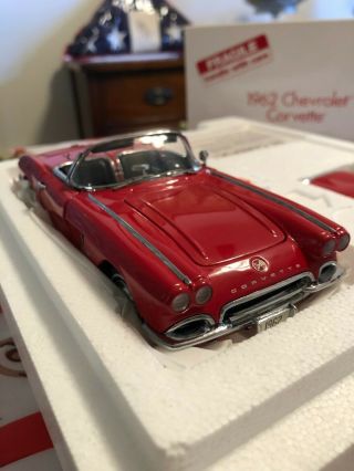 Danbury 1962 Red Chevrolet Corvette 1:24 Diecast Model (rare)