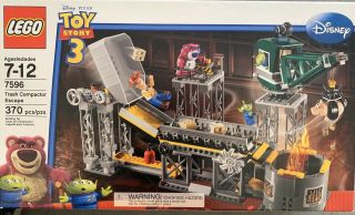 Lego Toy Story Trash Compactor Escape (7596) - Retired