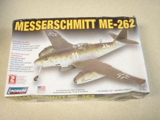 Lindberg 70551 Messerschmitt Me - 262 Aircraft Model Kit 1/48 Pn - 70551