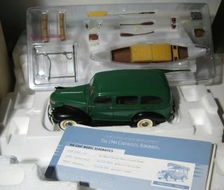 1946 Chevrolet Suburban Wagon Franklin 1:24 Diecast W/ Camping Items Mib