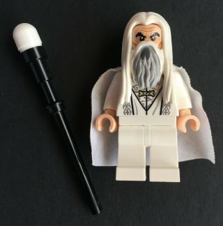 Lego Mini - Figure Saruman Lord Of The Rings Hobbit Lor058 Staff Wizard Battle