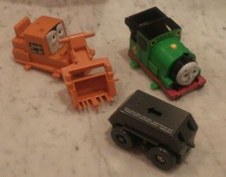 Tomy - Thomas And Friends Big Loader Motorized Chassis With 2 Covers 1977