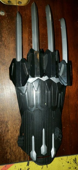 Black Panther Costume Toy Claws 2017 Hasbro Marvel Cosplay Retractable One Glove