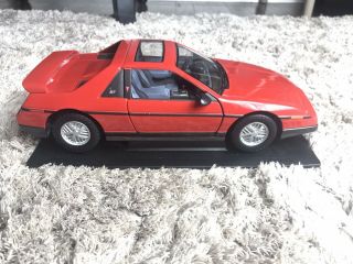 1986 Red Pontiac Fiero Gt Diecast