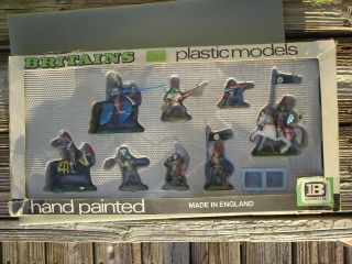 Britains Swoppet Knights Large Boxed Set Item No.  7491 All Look