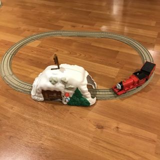 Trackmaster James It Out Thomas And Friends Christmas Train Set