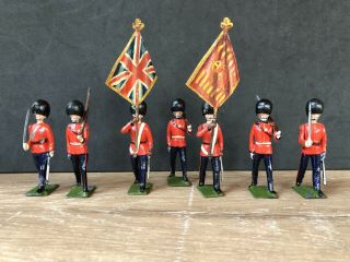 Britains: Rare Set 460 - Color Party Of The Scots Guards.  Pre War