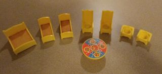 Vtg Fisher Price Little People Yellow Thrones,  Beds,  And Table For Castle 993