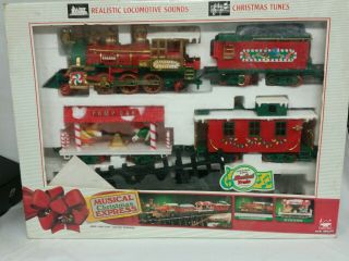 Bright Musical Christmas Express Train Set 100 Complete 1992 Model 183