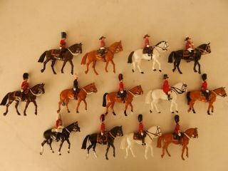 Ducal Mounted Soldiers On Parade 16 Figures Ducal 54 Mm Metal Toy Soldiers