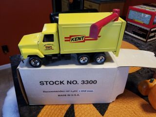 Rare Kent Feeds Ertl Feed Truck Auger Yellow Cab 3300