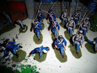 Painted plastic 54mm American Civil War infantry Blue and Grey 3