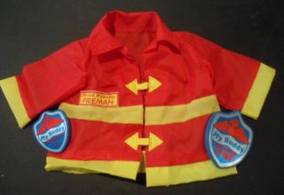 Me And My Buddy Fireman - Playskool 1986 - Jacket And 2 Badges