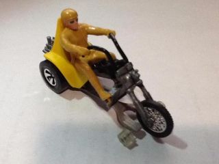 1971 Hot Wheels Rrrumblers 3 - Squealer (yellow) (hong Kong)