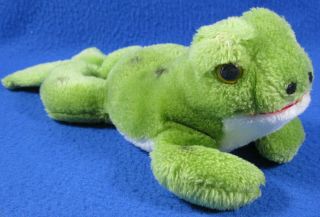 R.  Dakin 1975 Plush Green Frog 11 " Stuffed Animal Toy