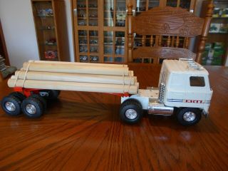 Vintage 1976 Ertl 1:16 Scale International Transtar Semi Truck & Log Trailer