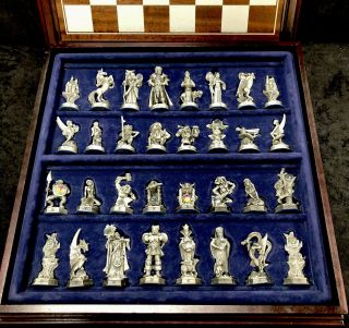 Rare Crystal Chess Set - Fantasy Of The Crystal Chess Set Crafted In England