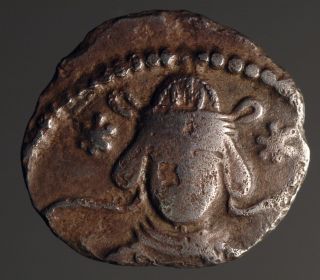 Z - 227 Parthia,  Vonones Ii,  Circa 51ad,  Ar Drachm With Facing Bust